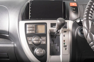 Хетчбэк Toyota Ractis 2010 года, 629000 рублей, Томск