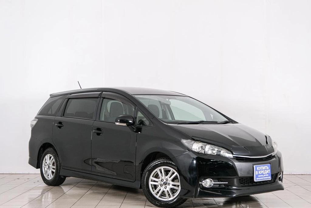 Минивэн Toyota Wish 2012 года, 1249000 рублей, Красноярск