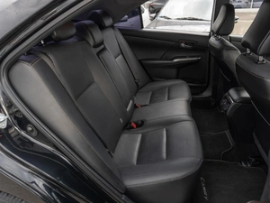 Седан Toyota Camry 2017 года, 2199000 рублей, Саратов