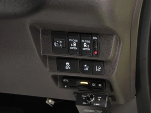 Минивэн Honda Freed 2017 года, 1320000 рублей, Красноярск