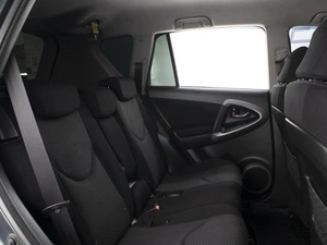 Внедорожник Toyota RAV4 2008 года, 1070000 рублей, Омск