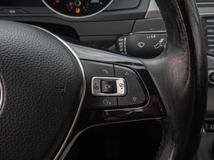 Седан Volkswagen Passat 2016 года, 1885000 рублей, Краснодар