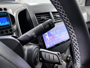 Хетчбэк Chevrolet Aveo 2012 года, 649000 рублей, Орёл