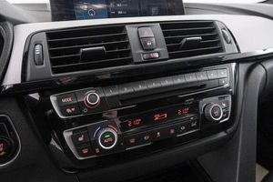 Седан BMW 3 серия 2018 года, 3099000 рублей, Красноярск