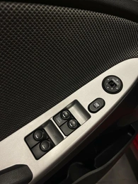 Седан Hyundai Solaris 2013 года, 997000 рублей, Красноярск