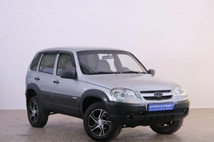 Внедорожник Chevrolet Niva 2014 года, 619000 рублей, Омск