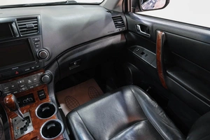 Внедорожник Toyota Highlander 2013 года, 2379000 рублей, Новокузнецк