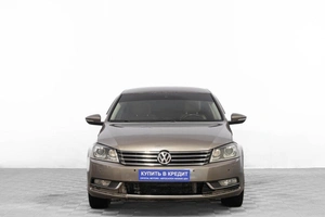 Седан Volkswagen Passat 2011 года, 839000 рублей, Барнаул