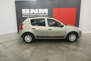 Хэтчбек Renault Sandero 2013 года, 665000 рублей, Курск