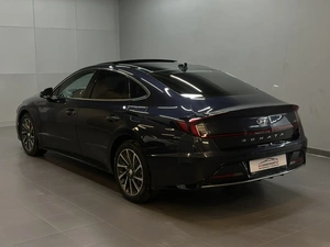 Седан Hyundai Sonata 2019 года, 2087000 рублей, Красноярск