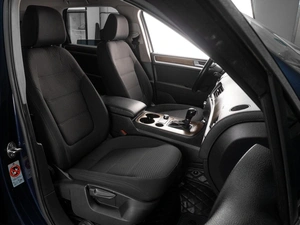Внедорожник Volkswagen Touareg 2012 года, 1999000 рублей, Тюмень