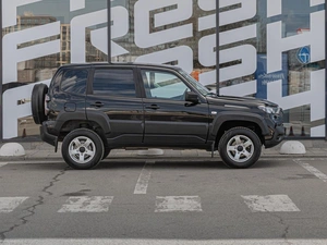 Внедорожник ВАЗ (LADA) Niva Travel 2024 года, 1180000 рублей, Краснодар