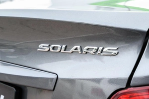 Седан Hyundai Solaris 2013 года, 750000 рублей, Ульяновск