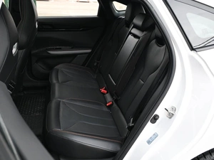 Лифтбек Changan UNI-V 2024 года, 2544000 рублей, Кирилловка