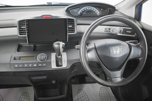 Минивэн Honda Freed 2012 года, 1149000 рублей, Кемерово