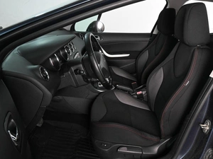 Хетчбэк Peugeot 308 2011 года, 629000 рублей, Ростов-на-Дону