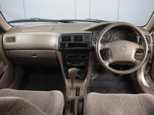 Седан Toyota Corolla 1996 года, 267777 рублей, Омск