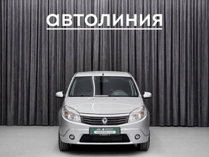 Хетчбэк Renault Sandero 2011 года, 700000 рублей, Красноярск