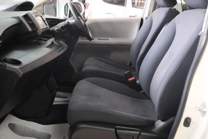 Минивэн Honda Freed 2009 года, 1169000 рублей, Омск