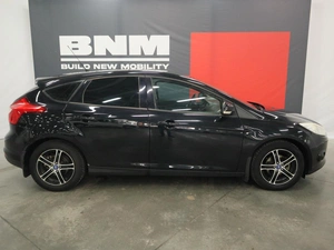 Хэтчбек Ford Focus 2011 года, 800000 рублей, Курск