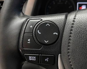 Внедорожник Toyota RAV4 2016 года, 2460000 рублей, Красноярск
