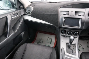 Седан Mazda Axela 2009 года, 829000 рублей, Красноярск