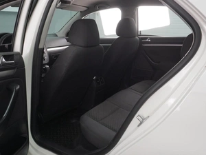 Седан Volkswagen Jetta 2010 года, 899000 рублей, Воронеж