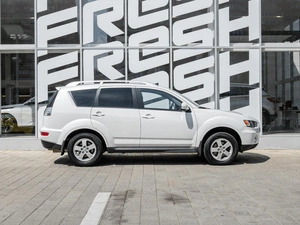Внедорожник Mitsubishi Outlander 2010 года, 1000000 рублей, Ставрополь
