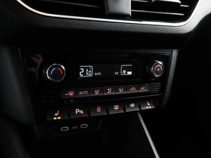 Лифтбек Volkswagen Polo 2022 года, 1876000 рублей, Воронеж