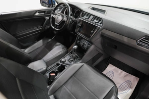 Внедорожник Volkswagen Tiguan 2018 года, 2749000 рублей, Новокузнецк