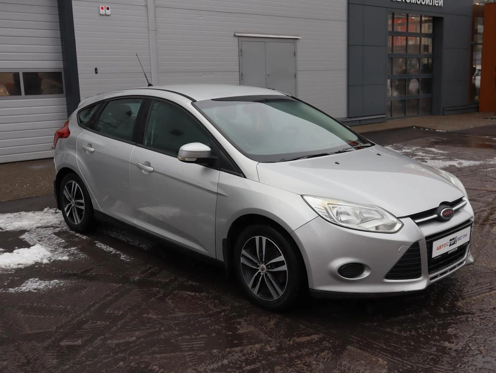 Хэтчбек Ford Focus 2012 года, 710000 рублей, Железногорск