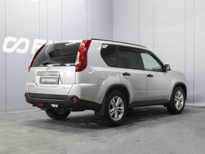 Внедорожник Nissan X-Trail 2012 года, 1240000 рублей, Омск