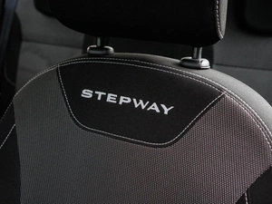 Седан Renault Logan Stepway 2022 года, 1280000 рублей, Большой Сочи