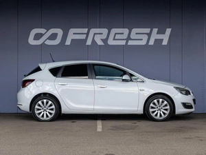 Хетчбэк Opel Astra 2012 года, 865000 рублей, Краснодар