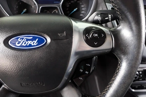 Хетчбэк Ford Focus 2012 года, 649000 рублей, Пермь