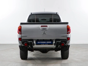 Пикап Mitsubishi L200 2011 года, 1487444 рублей, Москва