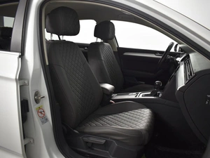 Седан Volkswagen Passat 2019 года, 1820100 рублей, Казань