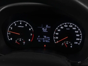Седан Hyundai Solaris 2017 года, 1128000 рублей, Тюмень
