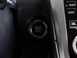 Седан Toyota Camry 2012 года, 1799000 рублей, Тюмень