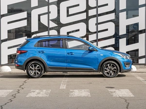 Хетчбэк Kia Rio X-Line 2018 года, 1599000 рублей, Краснодар