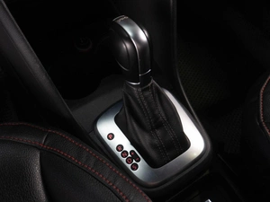 Седан Volkswagen Polo 2016 года, 1015000 рублей, Тюмень