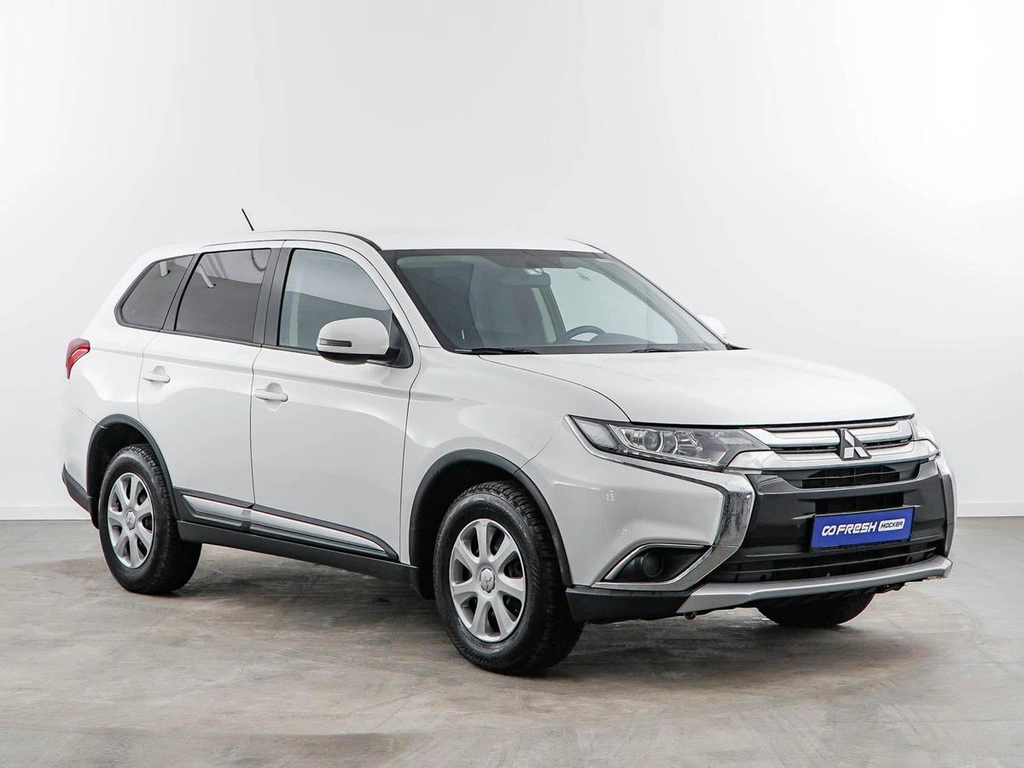 Внедорожник Mitsubishi Outlander 2016 года, 1879050 рублей, Москва