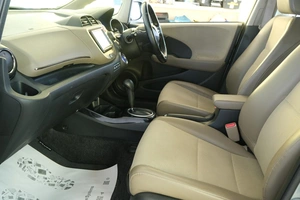 Универсал Honda Fit Shuttle 2012 года, 1019000 рублей, Омск