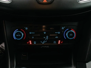 Хетчбэк Ford Focus 2015 года, 849000 рублей, Красноярск