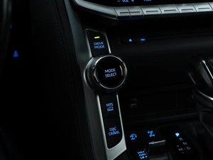Внедорожник Toyota Land Cruiser 2023 года, 11448888 рублей, Москва