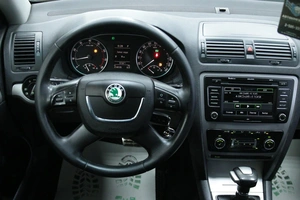 Универсал Skoda Octavia 2012 года, 978000 рублей, Солонцы