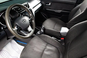 Седан Kia Rio 2011 года, 779000 рублей, Сургут