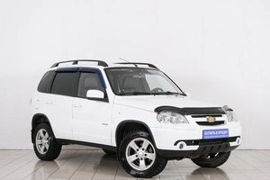 Внедорожник Chevrolet Niva 2015 года, 629000 рублей, Красноярск