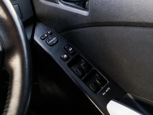 Минивэн Toyota Isis 2012 года, 1550000 рублей, Большой Сочи