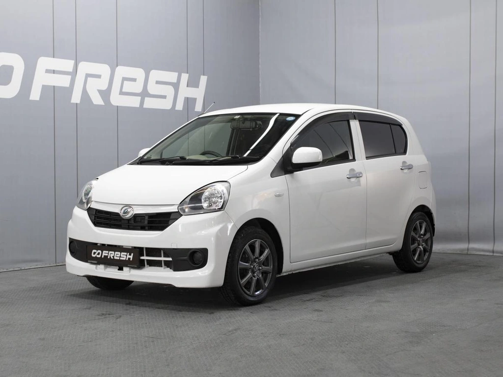 Хетчбэк Daihatsu Mira e:S 2016 года, 630000 рублей, Омск